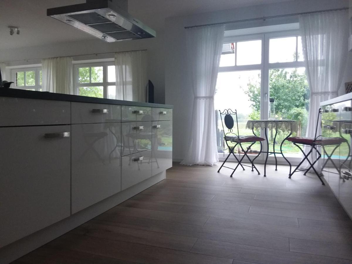 Haus Rosengarten- Ruhige Ferienwohnungen Im Gruenen Sehlen Exteriör bild